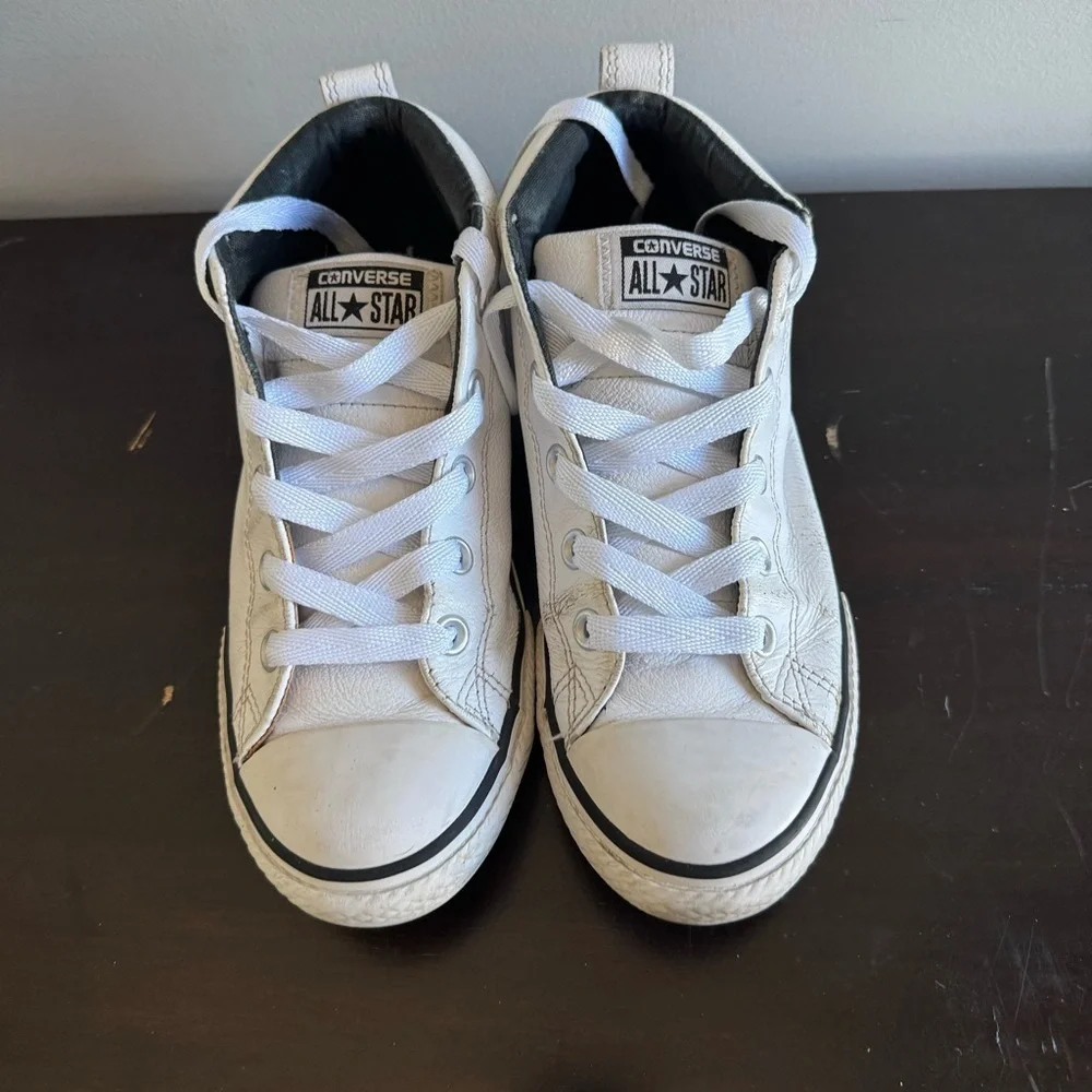 Converse Chuck Taylor White leather Sneakers